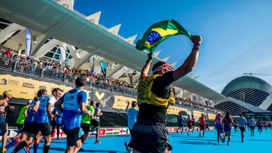 Participación extranjera cada vez mayor en el Maratón de Valencia: ¿prestigio o negocio?