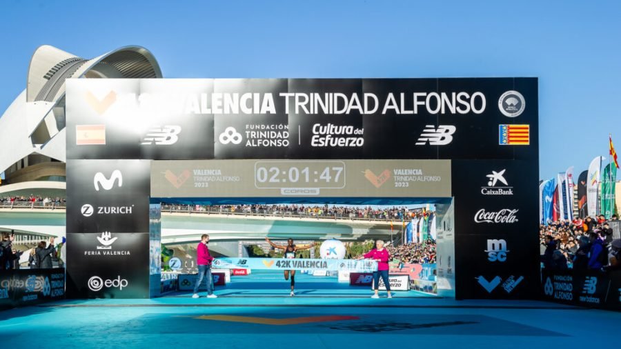 meta-maraton-valencia Ganadores del Maratón de Valencia